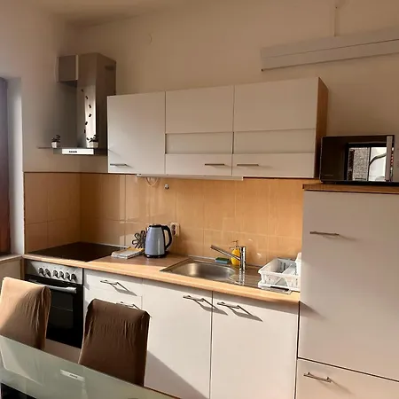 Lägenhet Apartman1 L&k